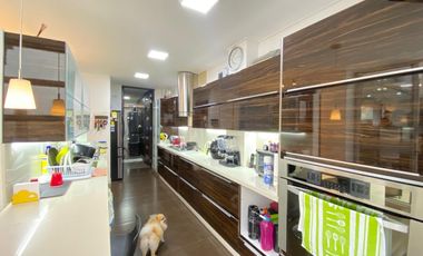 OCTAVIA CONDOMINIO CASA LAGOS DEL CACIQUE EN VENTA 3 HABITACIONES AIRE ACONDICIONADO Y CLOSED 3 NIVELES  487 Metros FLORIDABLANCA (NSC)