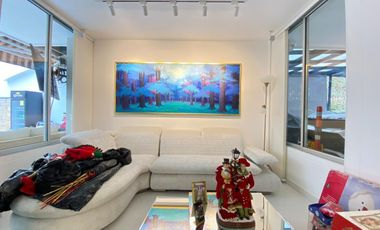 OCTAVIA CONDOMINIO CASA LAGOS DEL CACIQUE EN VENTA 3 HABITACIONES AIRE ACONDICIONADO Y CLOSED 3 NIVELES  487 Metros FLORIDABLANCA (NSC)