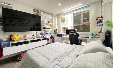 OCTAVIA CONDOMINIO CASA LAGOS DEL CACIQUE EN VENTA 3 HABITACIONES AIRE ACONDICIONADO Y CLOSED 3 NIVELES  487 Metros FLORIDABLANCA (NSC)