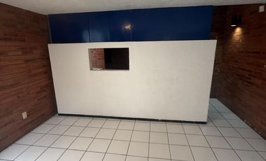 Casa centrica en renta o venta