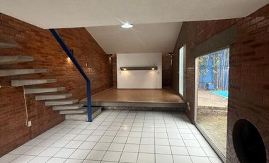 Casa centrica en renta o venta