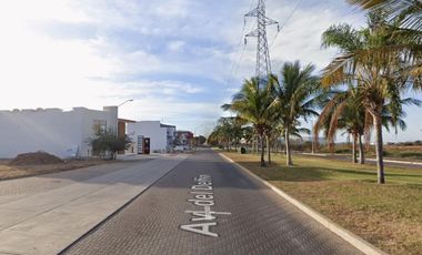 Local La Marina
