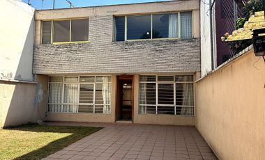 VENTA CASA PARA REMODELAR SANTA MONICA