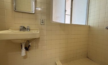 VENTA CASA PARA REMODELAR SANTA MONICA