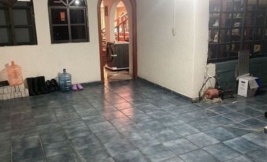 CASA EN VENTA EN CERRADA CON VIGILANCIA