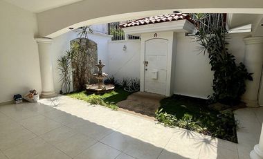 CASA EN VENTA EN LAS ARBOLEDAS