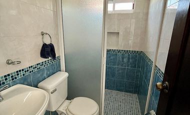 CASA EN VENTA EN LAS ARBOLEDAS