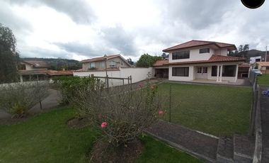 Casa de arriendo en Challuabamba – código:22273