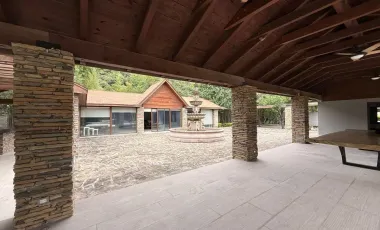 Quinta en venta en El Barrial, Santiago, Nuevo León