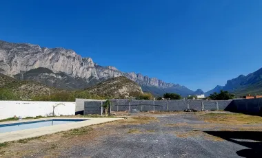 Quinta en venta en Privadas la Huasteca, Santa Catarina, Nuevo León