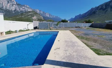 Quinta en venta en Privadas la Huasteca, Santa Catarina, Nuevo León