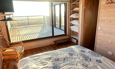 LOS MOLLES CASA DE PLAYA AMPLIA A LA VENTA