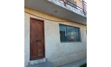 ARRIENDO CASA DOS PISOS 2D 2B, EN CERRO LARRAIN