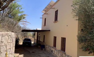 CASA EN VENTA PEÑA DE BERNAL/HOUSE FOR SALE BERNAL
