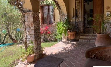 CASA EN VENTA PEÑA DE BERNAL/HOUSE FOR SALE BERNAL