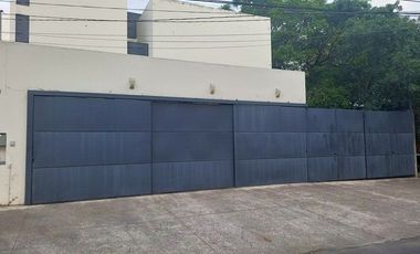 CASA PARA FINES COMERCIALES EN RENTA MONRAZ