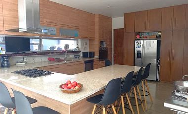 CASA PARA FINES COMERCIALES EN RENTA MONRAZ