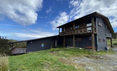 VENTA DE CASA EN PIEDRA AZUL, PUERTO MONTT