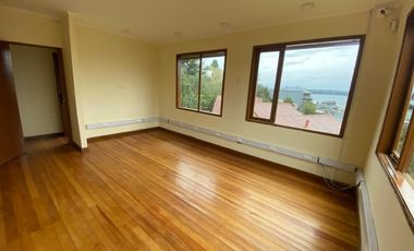 ARRIENDO CASA 6HAB 2BA PUERTO VARAS