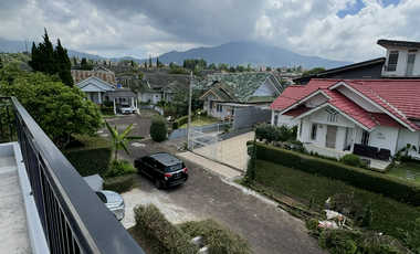 Dijual BU-Turun Harga--Baru Renov Villa Puncak Bogor Lingkungan Asri