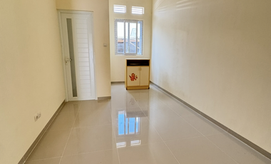 Dijual BU-Turun Harga--Baru Renov Villa Puncak Bogor Lingkungan Asri