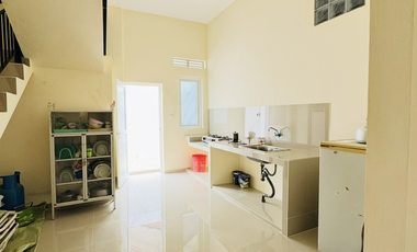 Dijual BU-Turun Harga--Baru Renov Villa Puncak Bogor Lingkungan Asri