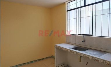 Se Vende Casa En La Alameda Del Marquez En Cañete
