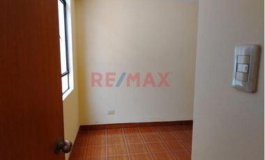 Se Vende Casa En La Alameda Del Marquez En Cañete