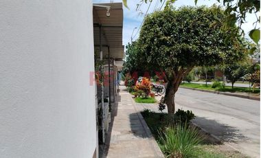 Se Vende Casa En La Alameda Del Marquez En Cañete