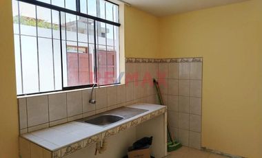 Se Vende Casa En La Alameda Del Marquez En Cañete