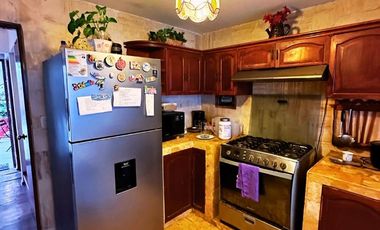 Vives cómodo + generas ingresos: Casa 176 m² con dúplex independiente | Inversión inteligente