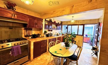 Vives cómodo + generas ingresos: Casa 176 m² con dúplex independiente | Inversión inteligente