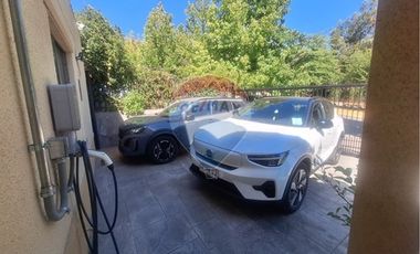 EXCLUSIVA Y HERMOSA CASA EN MACUL ALTO