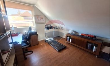 EXCLUSIVA Y HERMOSA CASA EN MACUL ALTO