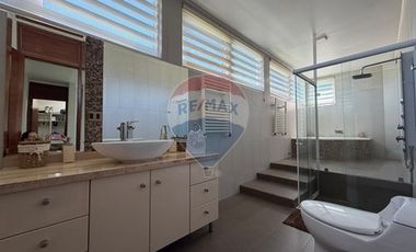 CASA en condominio Club de Golf Los Lirios