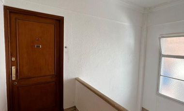 Departamento de 3 ambientes en alquiler , 2ºpiso por escalera, en  Vicente López