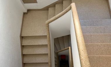 Departamento de 3 ambientes en alquiler , 2ºpiso por escalera, en  Vicente López