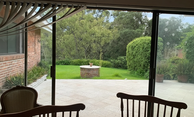 Casa de Lujo en Lomas Altas, CDMX | Vista a la Barranca | 830 m² Terreno