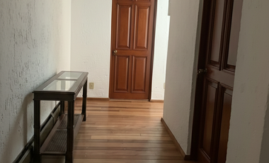 Casa de Lujo en Lomas Altas, CDMX | Vista a la Barranca | 830 m² Terreno