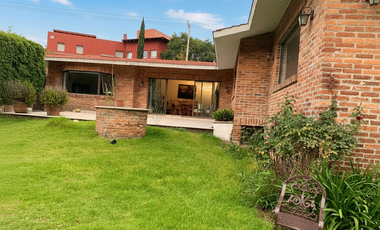 Casa de Lujo en Lomas Altas, CDMX | Vista a la Barranca | 830 m² Terreno