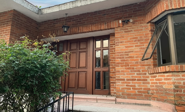 Casa de Lujo en Lomas Altas, CDMX | Vista a la Barranca | 830 m² Terreno