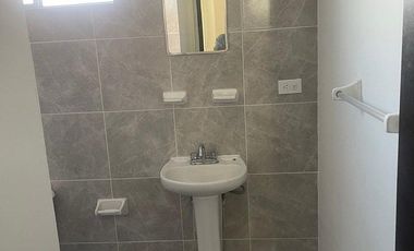 CASA EN RENTA CERCA DE PLAZA FORJADORES