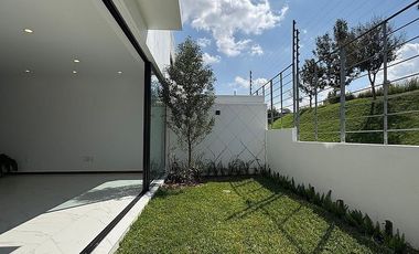 Casa en Venta a Estrenar en Coto, Parques Vallarta