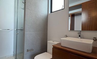 Casa en Venta a Estrenar en Coto, Parques Vallarta