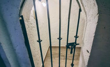 VENTA CASA EN CH SOLO 4 CASAS, AV. SAN BERNABÉ PARTE BAJA,  2 REC.