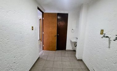 VENTA CASA EN CH SOLO 4 CASAS, AV. SAN BERNABÉ PARTE BAJA,  2 REC.