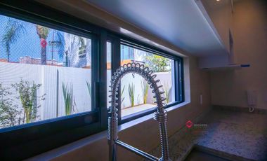 Casa NUEVA de lujo en venta en coto Novaterra Zona Real