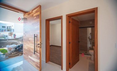 Casa NUEVA de lujo en venta en coto Novaterra Zona Real