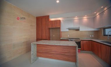 Casa NUEVA de lujo en venta en coto Novaterra Zona Real