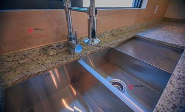 Casa NUEVA de lujo en venta en coto Novaterra Zona Real